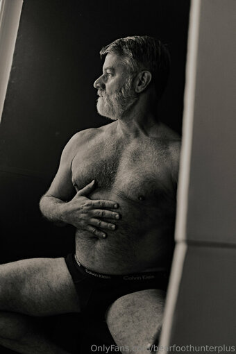 bearfoothunterplus Nude Leaks Photo 8