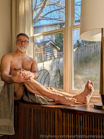 bearfoothunterplus Nude Leaks Photo 10