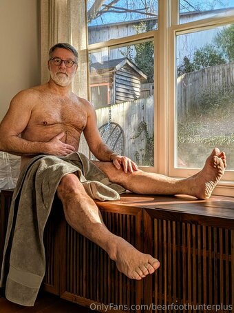 bearfoothunterplus Nude Leaks Photo 11