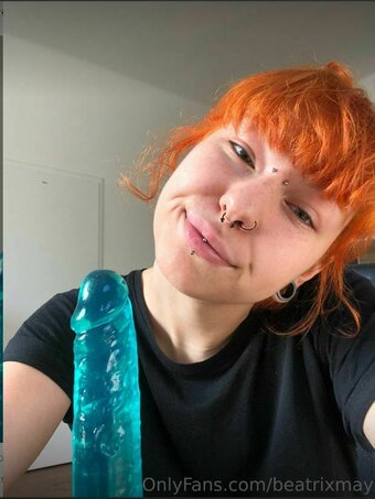 Beatrix May / Beatrixmay / _maybea Nude Leaks OnlyFans Photo 5