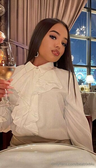 beatrixblu Nude Leaks Photo 18