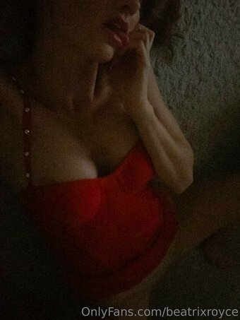 beatrixroyce Nude Leaks Photo 2