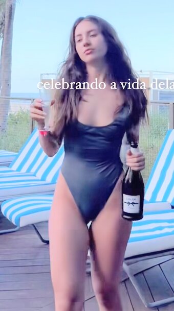 Beatriz Vivot / Bia Vitot / beatrizvivot Nude Leaks Photo 2