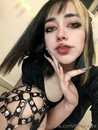 bebealce Nude Leaks Photo 9