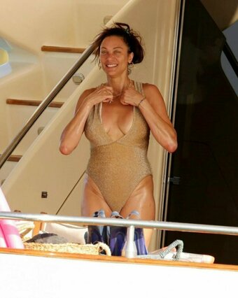 Becker Lilly Nude Leaks Photo 18