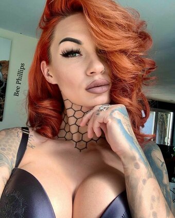Bee Phillips / beephillips / beephillips__ Nude Leaks OnlyFans Photo 2