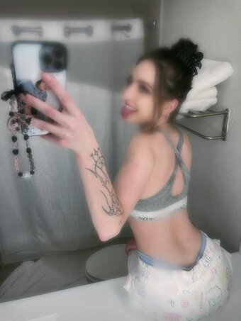 Beebee ASMR / beebeeasmr / beebeeasmr18 / weloveasmr Nude Leaks OnlyFans Photo 20