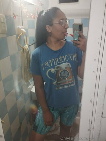 beebotta Nude Leaks Photo 1