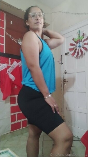 beebotta Nude Leaks Photo 8