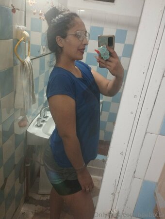 beebotta Nude Leaks Photo 9