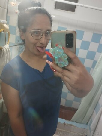 beebotta Nude Leaks Photo 11