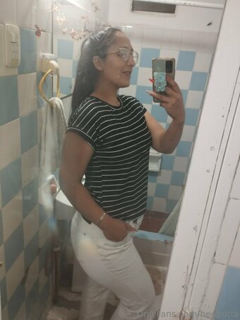 beebotta Nude Leaks Photo 14