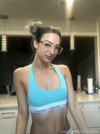 beeeezyfbaby / gabrielabee Nude Leaks OnlyFans Photo 14