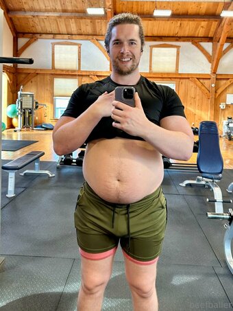 beefballer Nude Leaks Photo 2