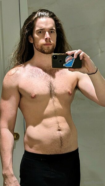 beefballer Nude Leaks Photo 9