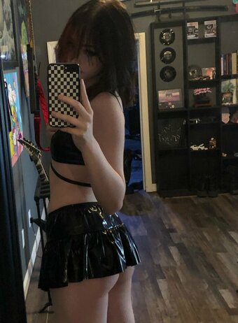 beehasleft Nude Leaks OnlyFans Photo 2