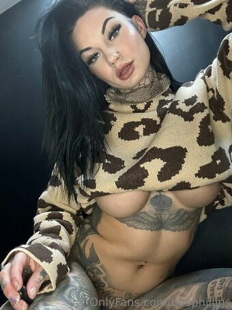 beephillips / beephillips__ Nude Leaks OnlyFans Photo 13