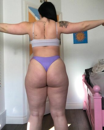 beesbooty / _fitfairy / megapollen Nude Leaks OnlyFans Photo 3