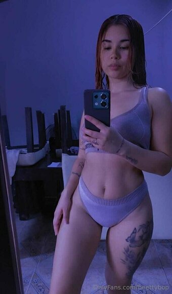 beettybop Nude Leaks Photo 9