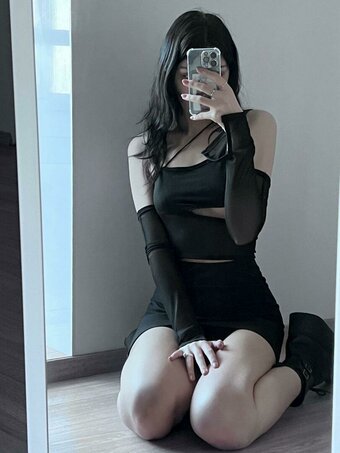 beexfia / beefiaa / cecilia.sopenaespa Nude Leaks OnlyFans Photo 16