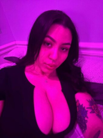 begoodbebrit / https: / xbbx00 Nude Leaks OnlyFans Photo 6