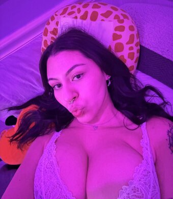 begoodbebrit / https: / xbbx00 Nude Leaks OnlyFans Photo 10