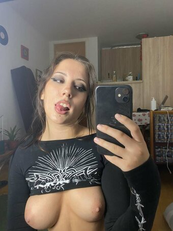 Bejbiplaything / DoktorValue / lolabbgrl Nude Leaks OnlyFans Photo 10