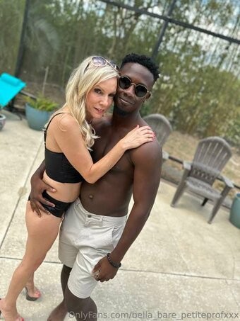 Bella Bare / bella_bare_petiteprofxxx / bellabare1andonly Nude Leaks OnlyFans Photo 17