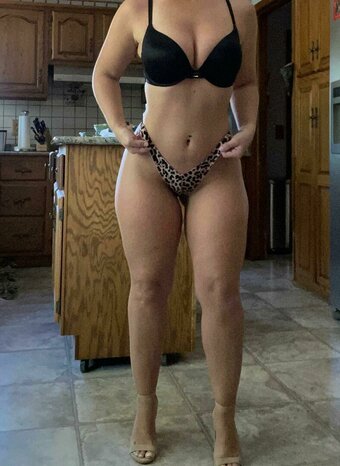 bella_booti / bellabootyfitness Nude Leaks Photo 13