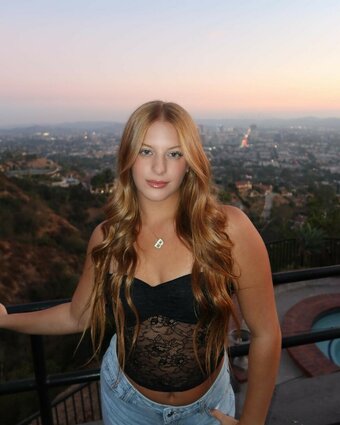 Bella Moore / bella-moore / bellamoore19 Nude Leaks OnlyFans Photo 9