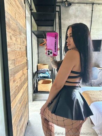 bellaauroraaaa Nude Leaks Photo 22