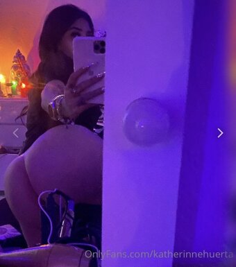 Bellakath / Katherinne Huerta / katherinnehuerta / labellakath Nude Leaks OnlyFans Photo 14