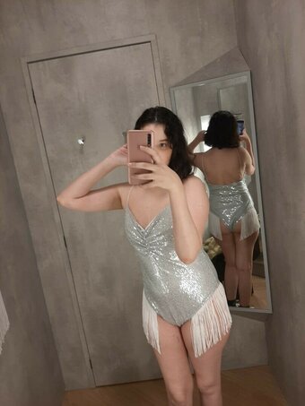 BellaPlays / bellacosplays / bellaplaysofficial Nude Leaks OnlyFans Photo 4
