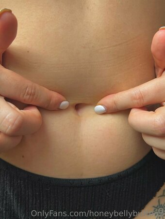 Belly Button / bellybuttongal Nude Leaks OnlyFans Photo 1