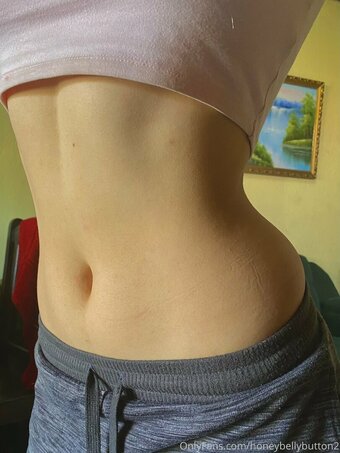 Belly Button / bellybuttongal Nude Leaks OnlyFans Photo 3