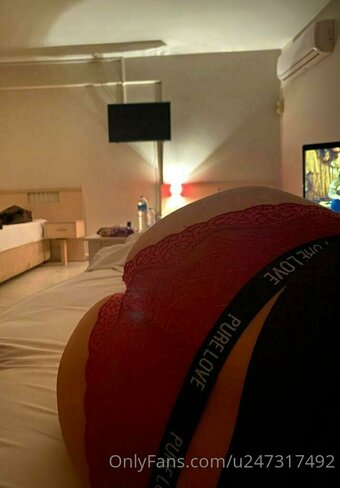 ben.floraa Nude Leaks OnlyFans Photo 2