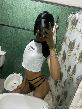Bendecidaa / bendecidaa.32 / bendecidaa32 / https: / sweet_mati Nude Leaks OnlyFans Photo 5