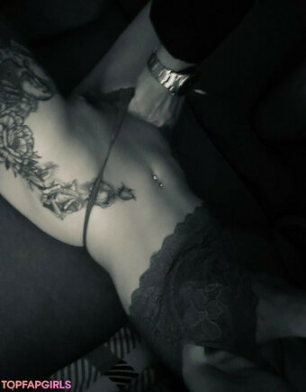 Bene.kitti / https: / kittii21 / kittiib_ Nude Leaks OnlyFans Photo 10