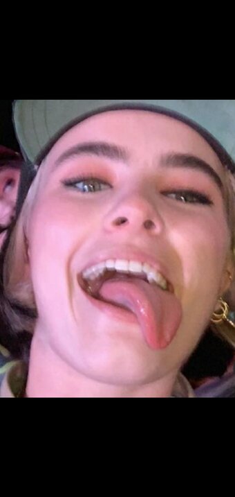 Benee /  / Stella Nude Leaks Photo 6