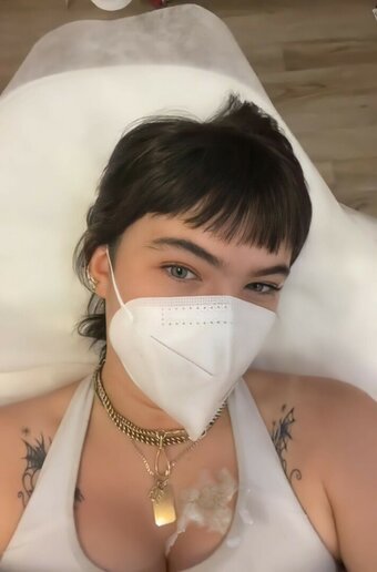 Benee /  / Stella Nude Leaks Photo 11