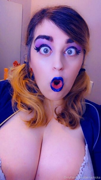 berrychicka Nude Leaks Photo 22