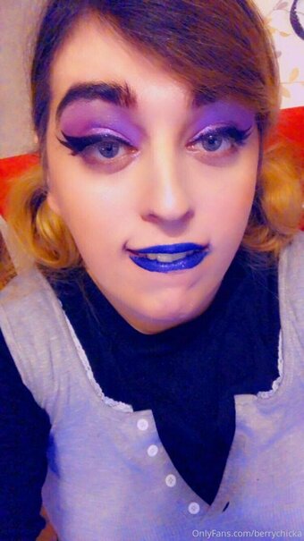 berrychicka Nude Leaks Photo 23