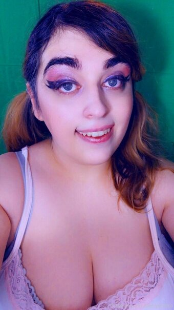 berrychicka Nude Leaks Photo 24