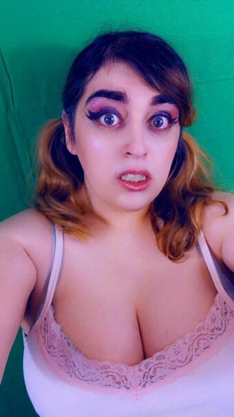 berrychicka Nude Leaks Photo 26