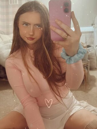 Beth Aura / Bethauraa / bethaura / https: Nude Leaks OnlyFans Photo 14