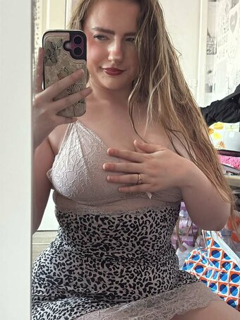 Beth Aura / Bethauraa / bethaura / https: Nude Leaks OnlyFans Photo 26