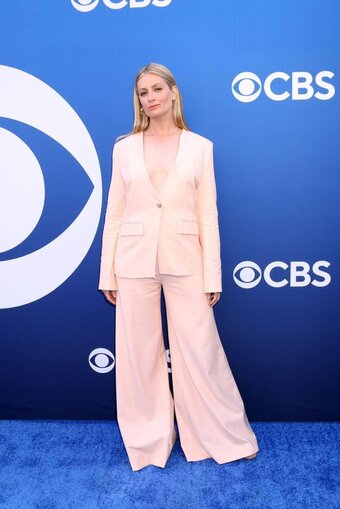 Beth Behrs / bethbehrs Nude Leaks Photo 16