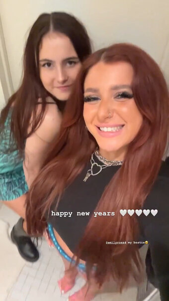 Beth G / b.andherbooks / bethg Nude Leaks OnlyFans Photo 17
