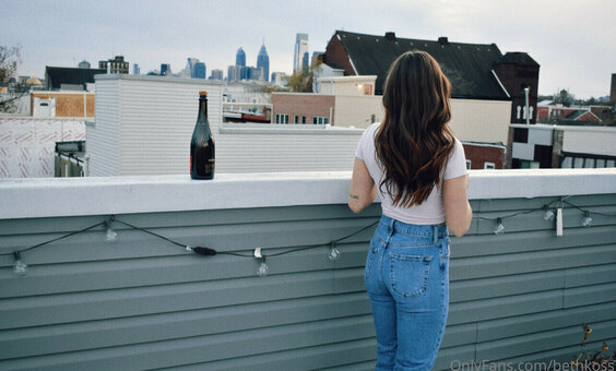 Beth Koss / bethkoss / koss.elizabeth Nude Leaks Photo 13