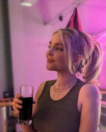 Beth Mae / beth_mae Nude Leaks Photo 1